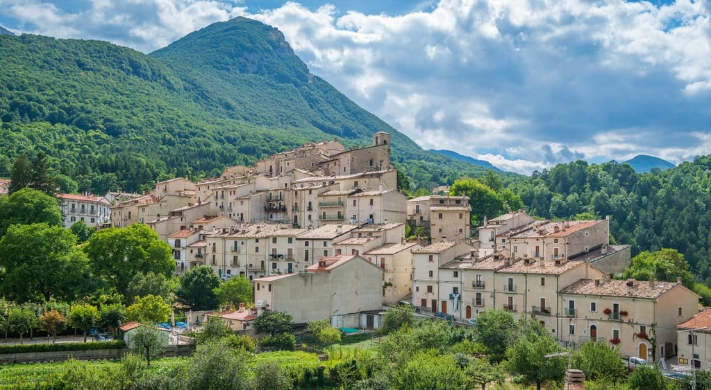 Civitella Alfedena, Abruzzo, Lazio and Molise National Park