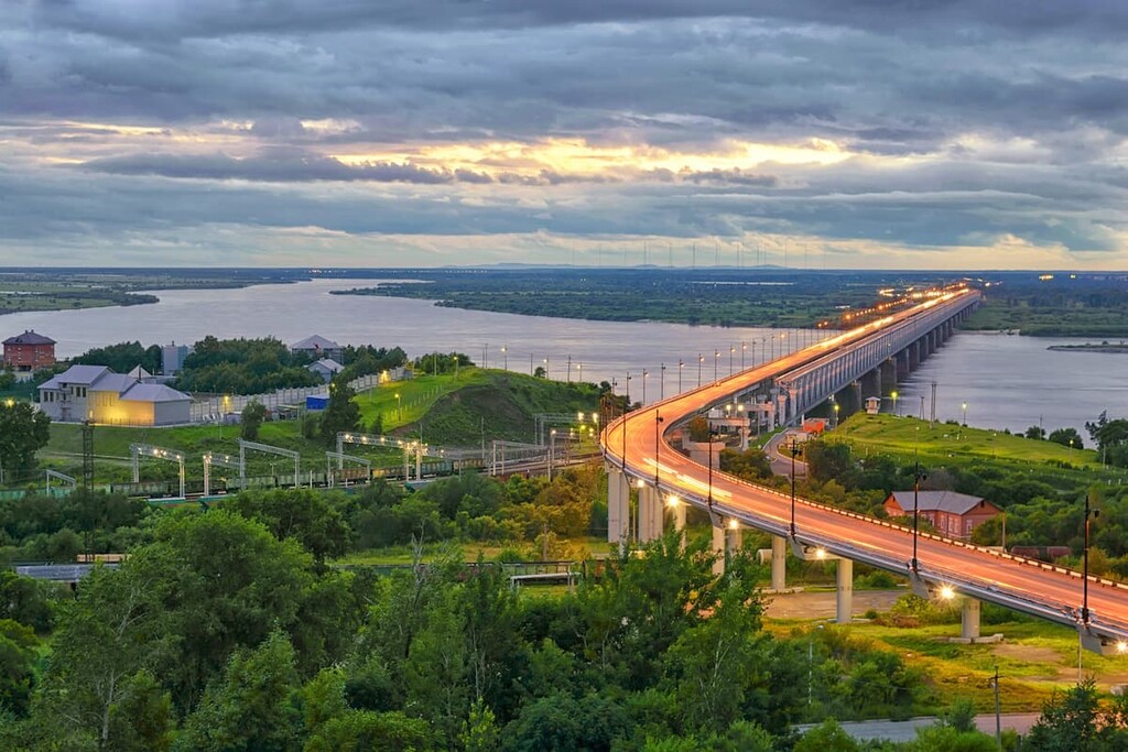Amur bridge, Khabarovsk. Russia.