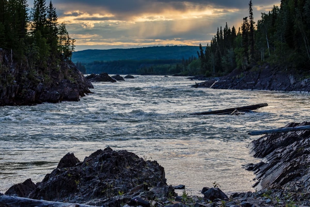 Liard River Corridor Provincial Park, Canada