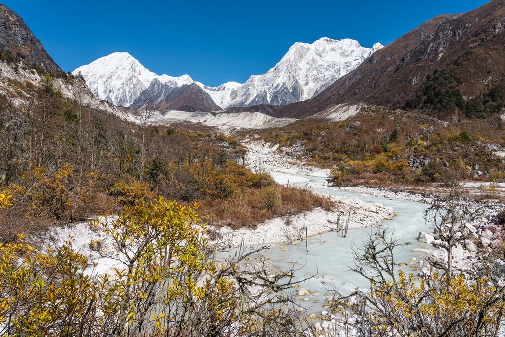 Manaslu Glacier, Manaslu Conservation Area
