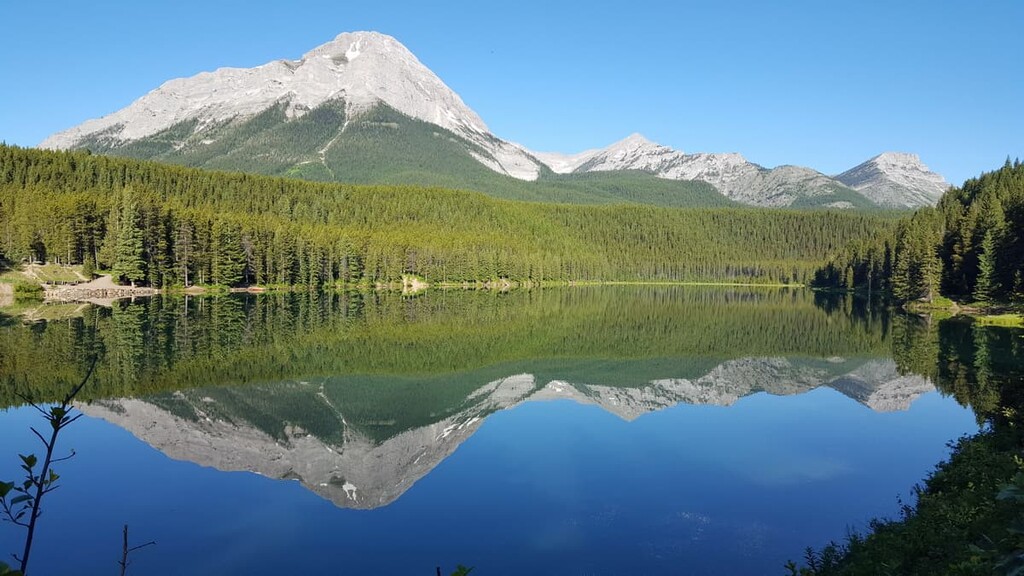 Chinook Lake, Municipal District of Ranchland, Alberta