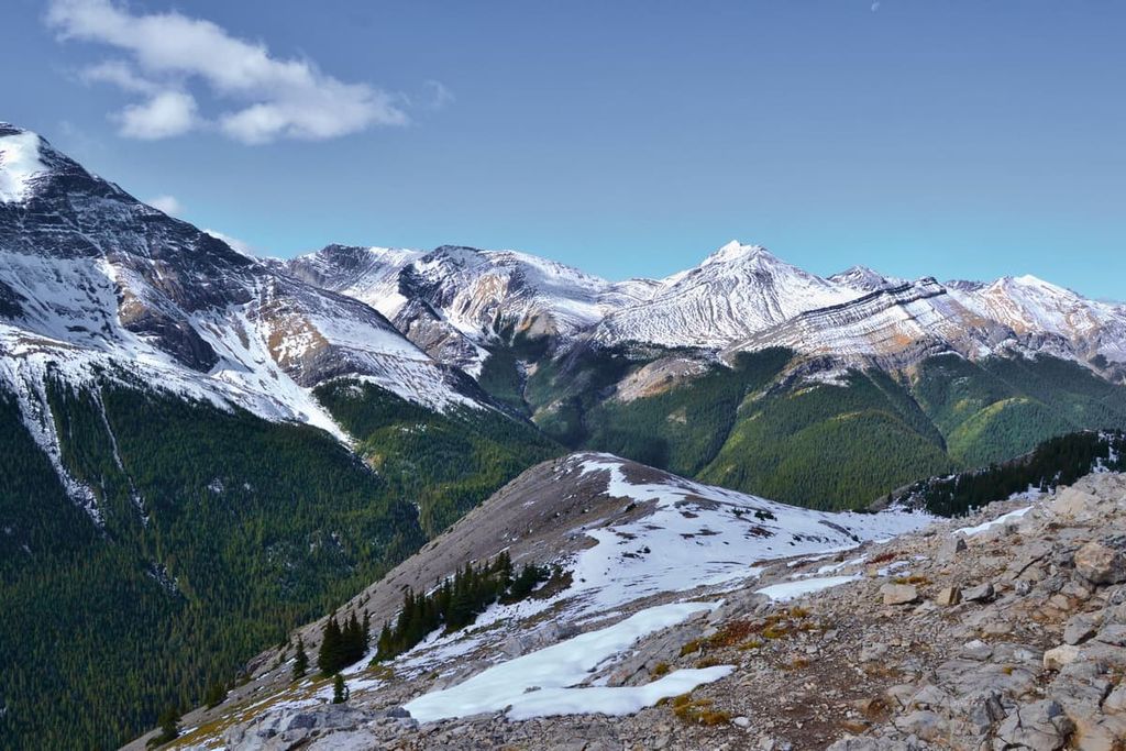 Sulphur skyline trail, Nikanassin Range, Canada