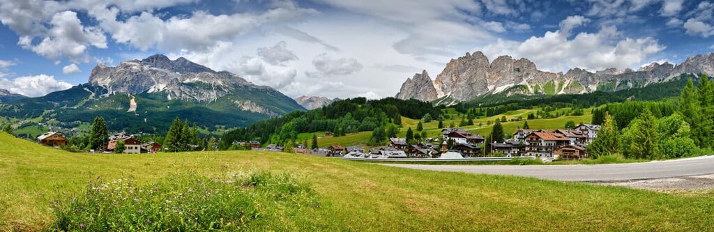 Nuvolau Group, Italy