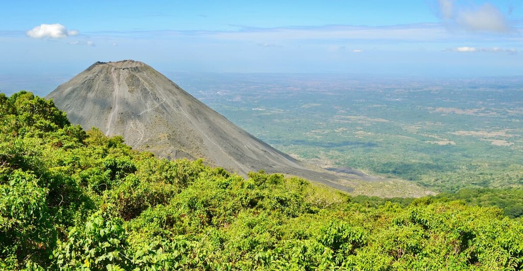 Santa Ana Volcano, Parque Nacional San Blas o Las Brumas