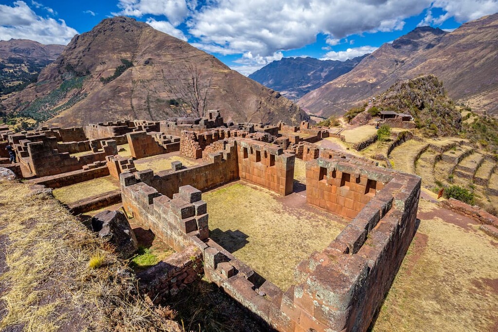 Ruins of the Temple of the Sun at Pisac in the Sacred Valley. Peru
