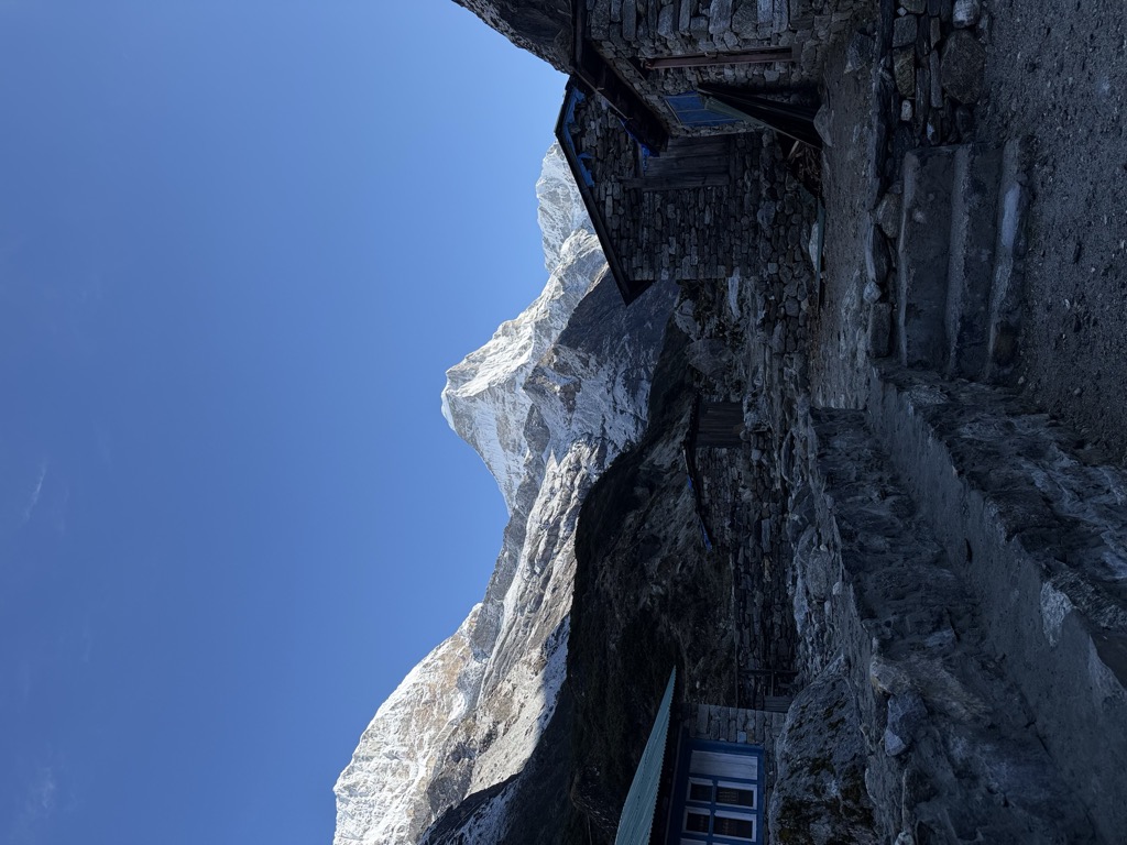 3-sister-hotel-lodge