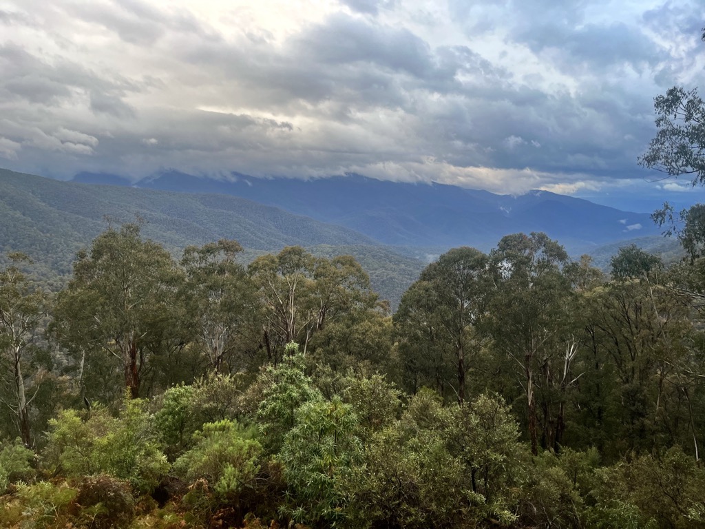 Australia is a land of extraordinary ecology and mountainscapes. Photo: Sergei Poljak. Best Countries to Move to if You Love Mountains