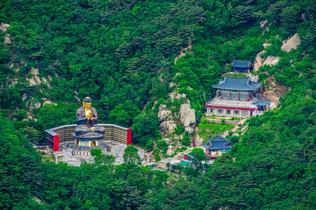 Temple valley, Bukhansan National Park, Seoul