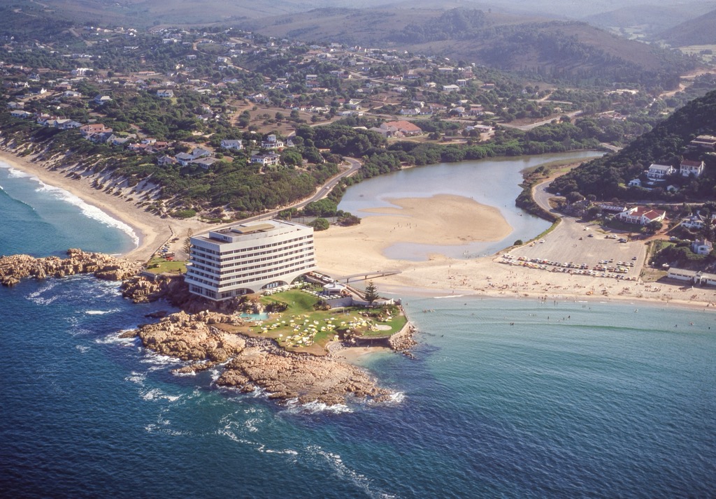 Plettenberg Bay is one of the Garden Routes most visited towns. Eden District Municipality