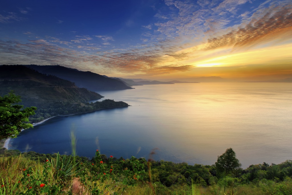 Admiring a Lake Tobu sunset. Gunung Leuser