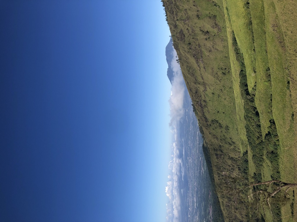 Photo №3 of Gunung Lincing