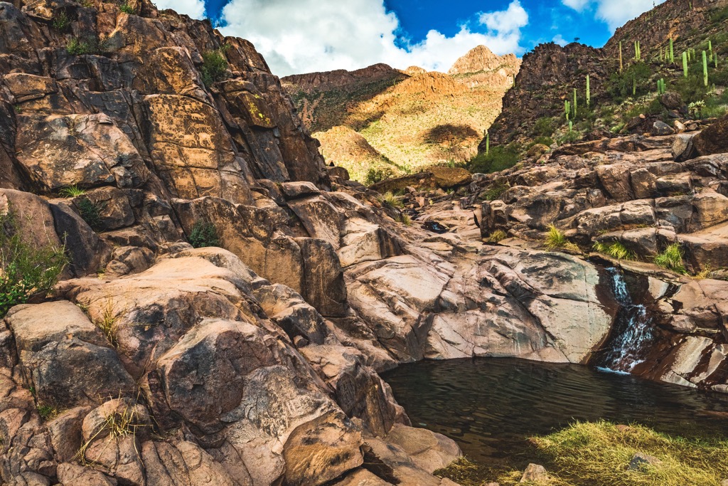 Hieroglyph trail, Hieroglyphic Canyon, Superstition Mountains, Arizona, USA