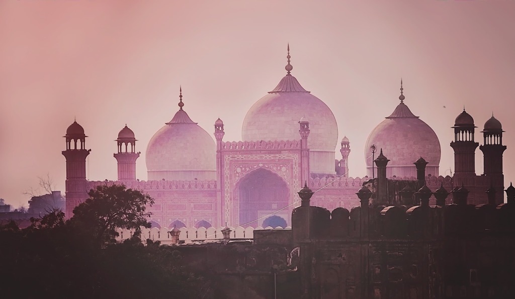The Badshahi Mosque, Lahore, Pakistan, Hindu Kush
