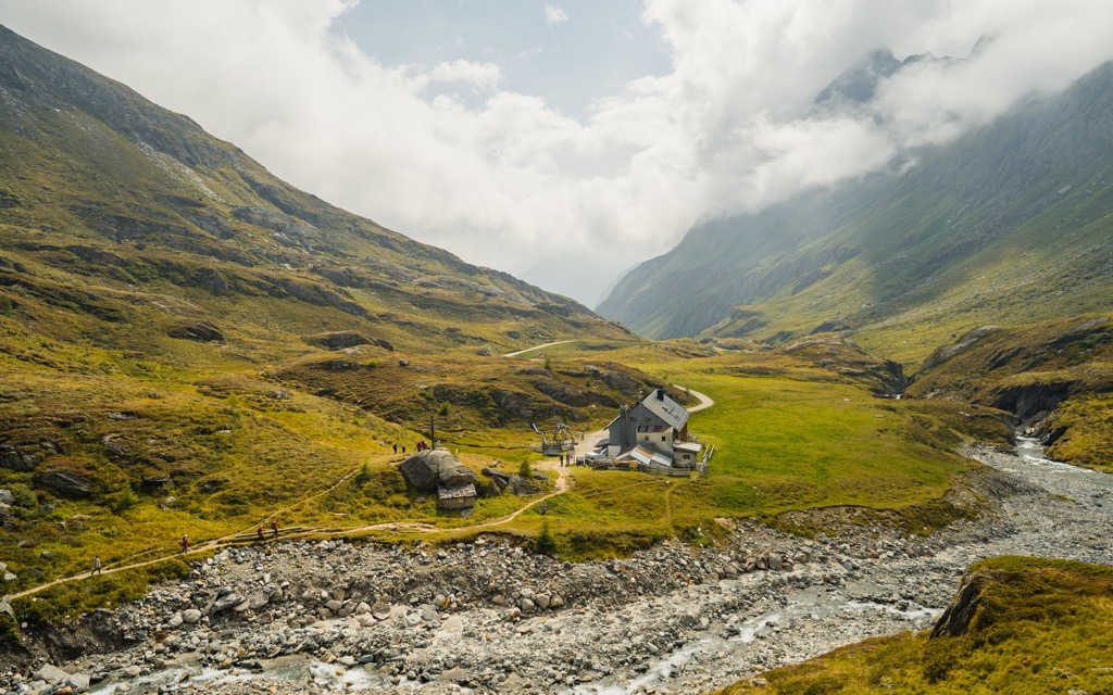 The Johannishütte was first constructed in 1858; the “new” hut merely dates to 1871, although it has been renovated several times since. The hut remains rustic and is a staple for glacier adventures around Großvenediger. Hohe Tauern