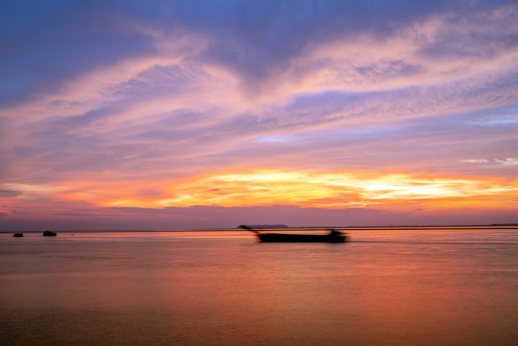 Dongting Lake at dusk. Hunan