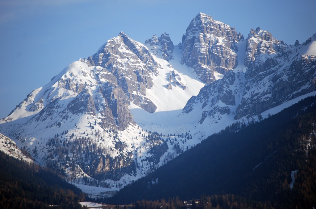 Couloirs on the north face of the Ampferstein. Kalkkogel