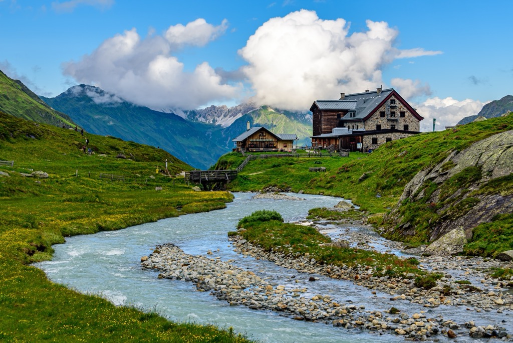 The legendary Franz-Senn hut with the Kalkkögel mountains draped across the background. Kalkkogel