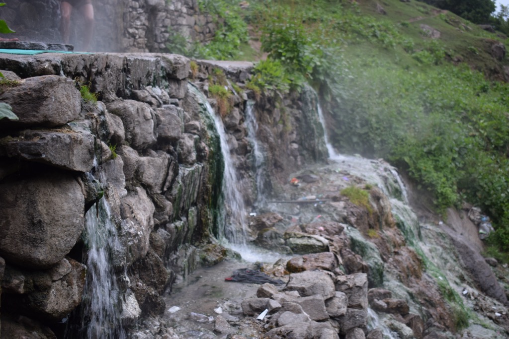 The thermal springs of Khirganga. Khirganga National Park