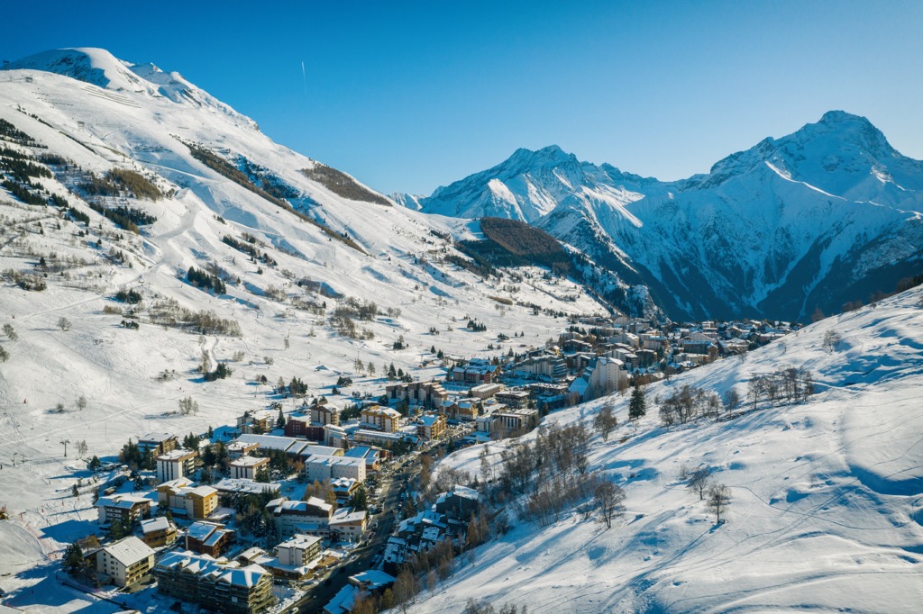 Aerial view of the village. Les 2 Alpes