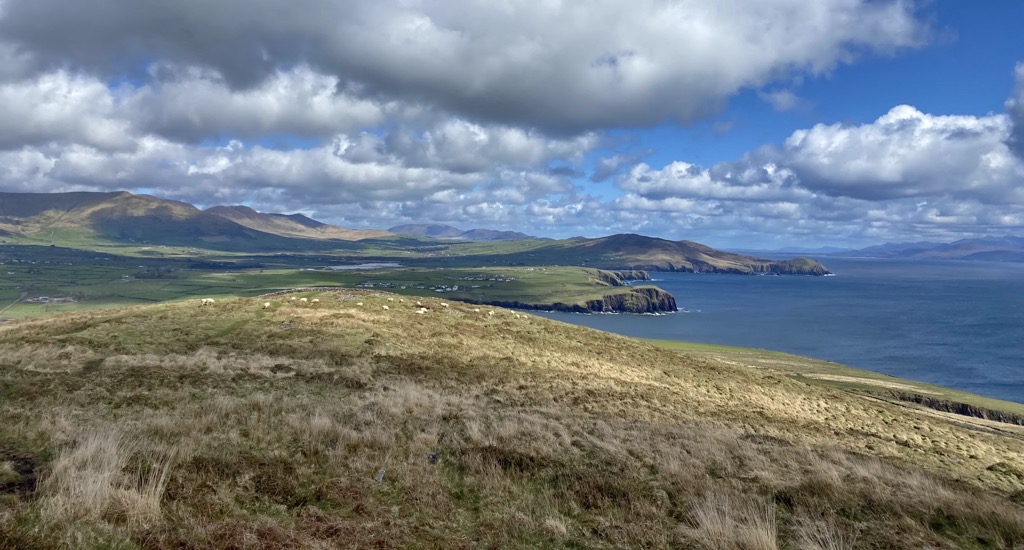 MacGillycuddy's Reeks, Ireland