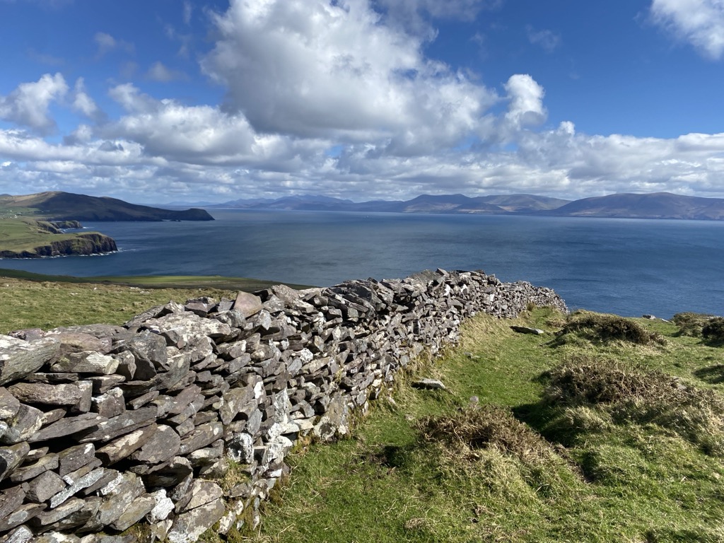 MacGillycuddy's Reeks, Ireland