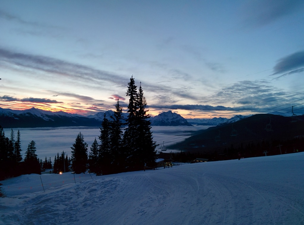 Sunset laps. Photo: Anthony Butt. Marmot Basin