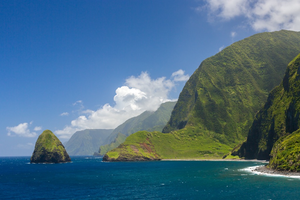 Molokai features the world’s tallest sea cliffs. Maui County