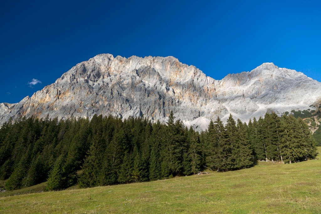 Wetterwandeck from near Ehrwalder Alm (1,502 m / 4,928 ft). Mieminger Chain