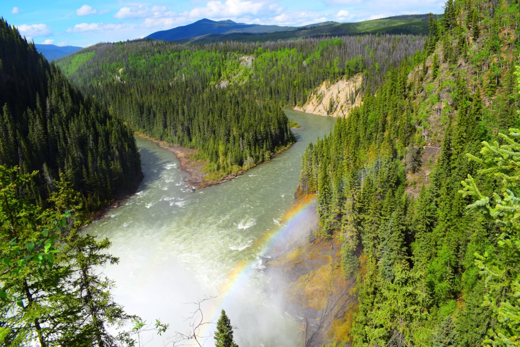 A view of the Murray River from atop Kinuseo Falls. Monkman Provincial Park