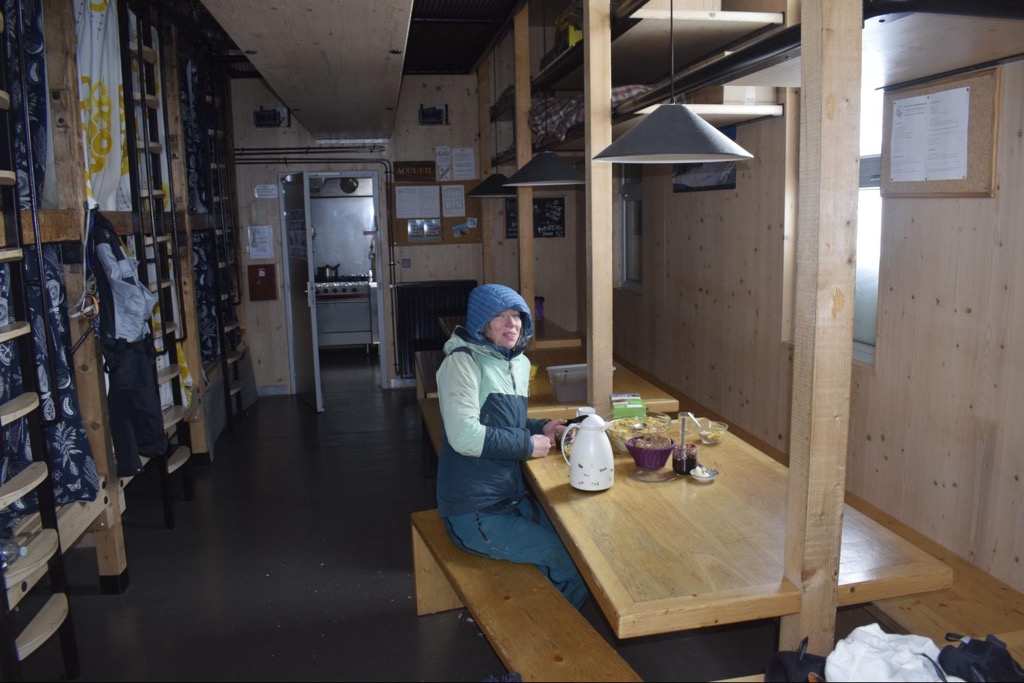 Breakfast at the Aigle. Photo: Sergei Poljak. Mountain Huts