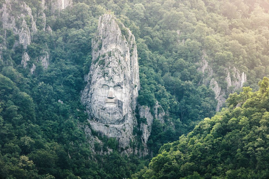 Decebel’s Head, a rock carving of an ancient Dacian King, is the centerpiece of the Iron Gates Natural Park. Muntii Almajului Locvei