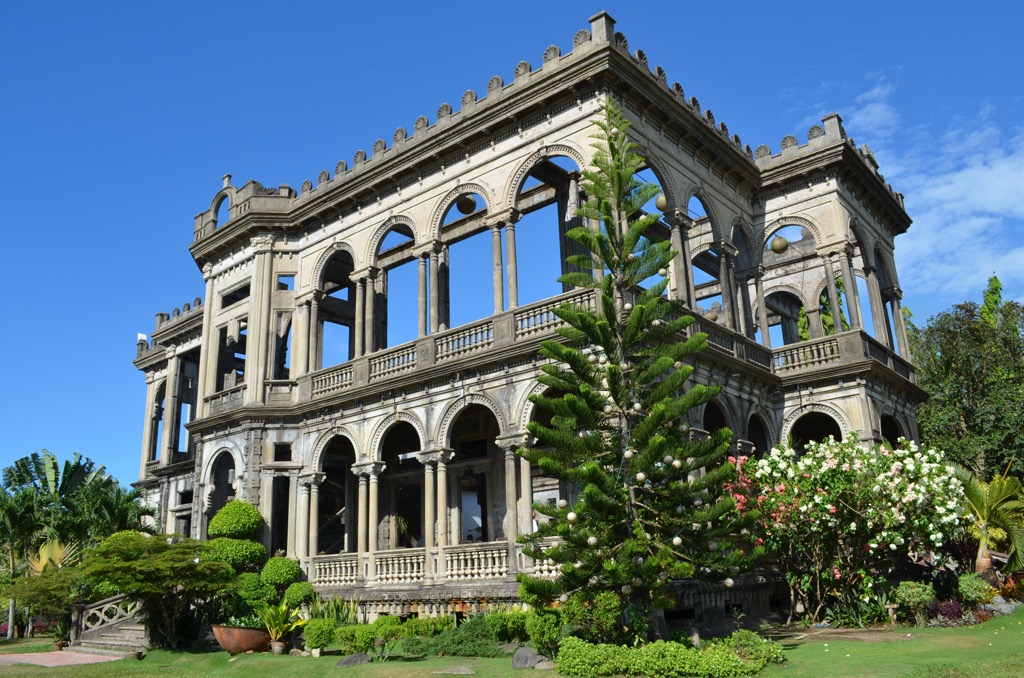 The Lacson Ruins in Bacolod, one of the city’s most famous historical landmarks. Negros Occidental
