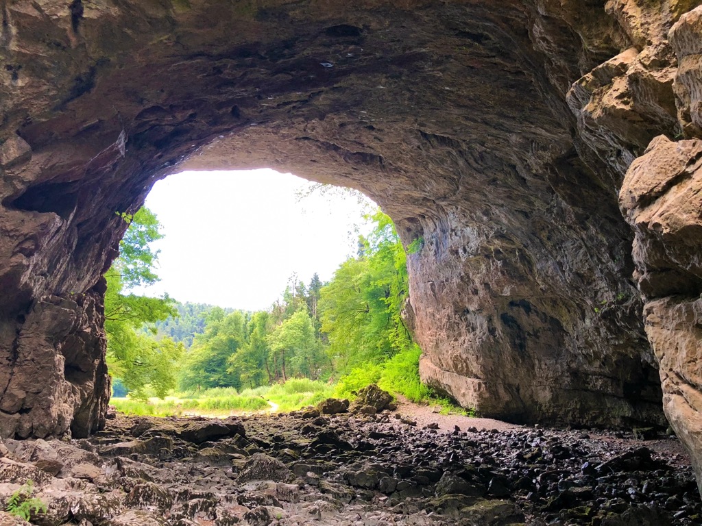 The park features many natural arches, such as the Great Natural Bridge. Notranjska Regional Park