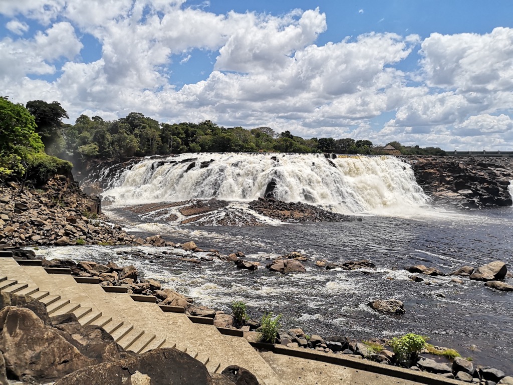 Puerto Ordaz, Llovizna waterfall, Venezuela