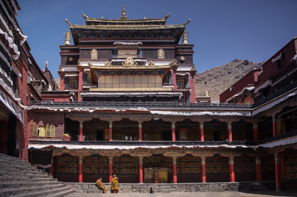 The Tashi Lhunpo Monastery in Shigatse. Qomolangma National Nature Preserve