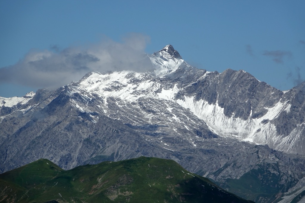 Schesaplana (2,964 m / 9,725 ft). Raetikon