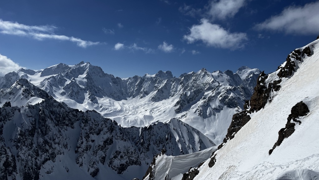 The North Face of the Écrins looking fatter than it has in ten years. From left to right, the prominent peaks are Les Agneaux, Pelvoux, and the Barre des Écrins. Photo: Sergei Poljak. Refuge d’Aigle