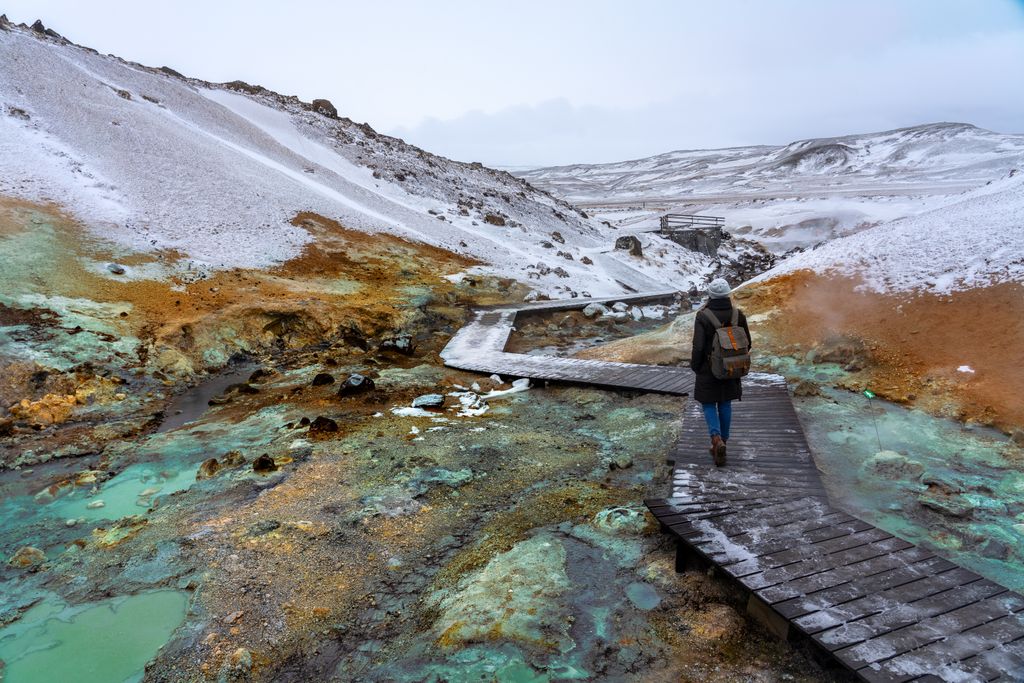 The Seltún Geothermal Area is among Reykjanesfólkvangur’s top attractions. Reykjanesfolkvangur