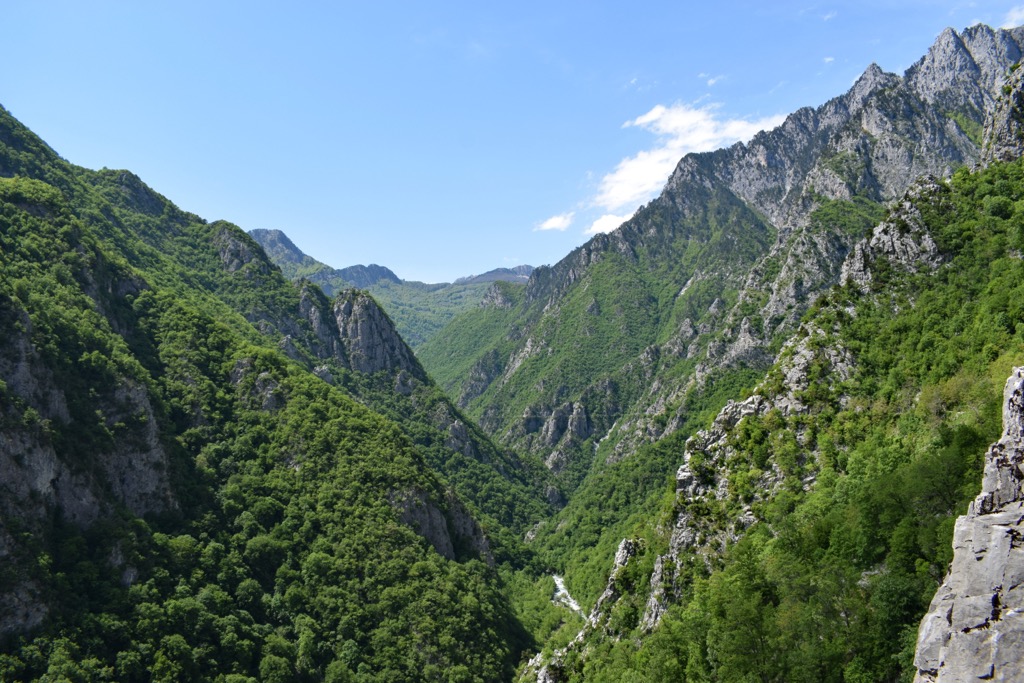 Rezervati Natyror Lumi Gashit, Albanian Alps