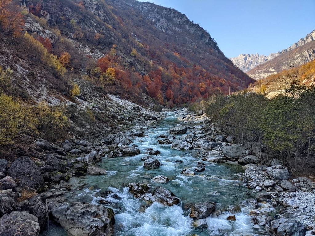 Rezervati Natyror Lumi Gashit, Albanian Alps