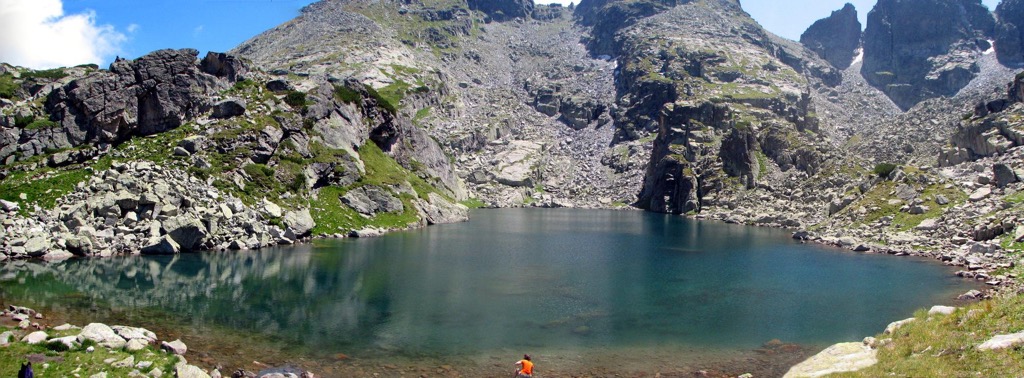 Strashnoto Ezero (The Scary Lake), under Golyam Kupen peak. Rila Monastery