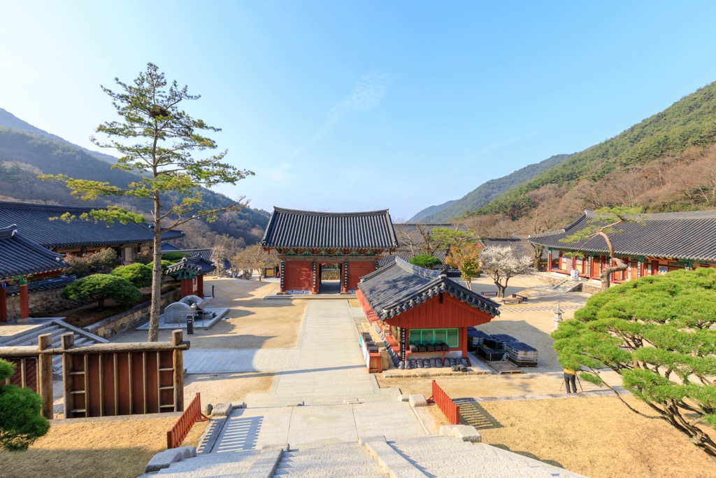 Hwaeomsa Temple, Sobaek Mountains, South Korea