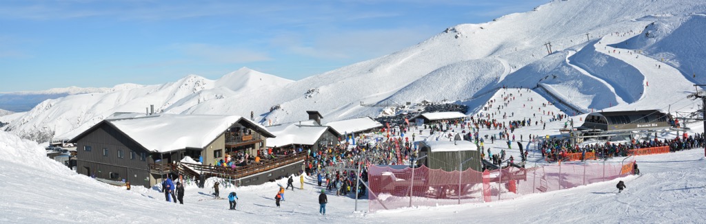 Mount Hutt, Southern Alps, New Zealand
