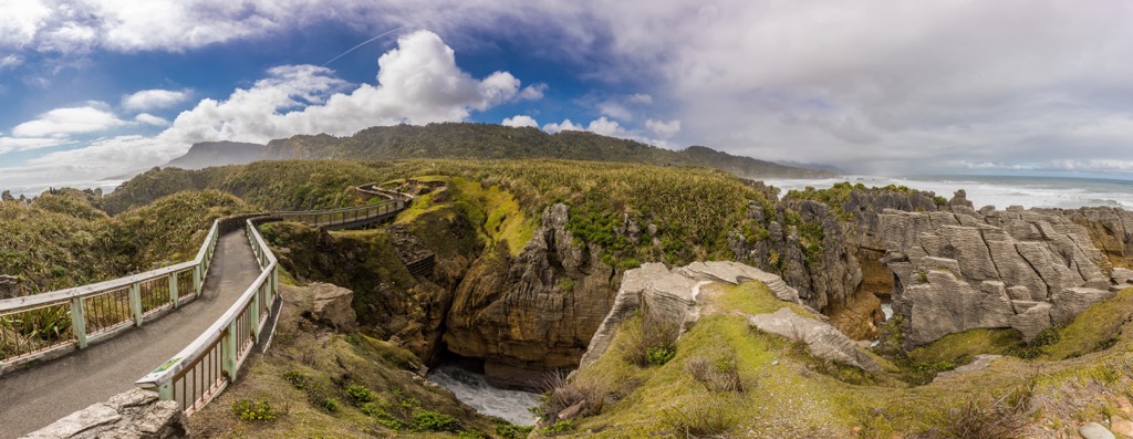 Paparoa National Park, Southern Alps, New Zealand