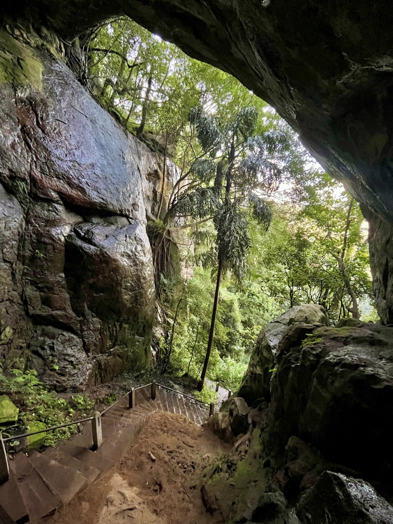 limestone caves, Sri Lanka