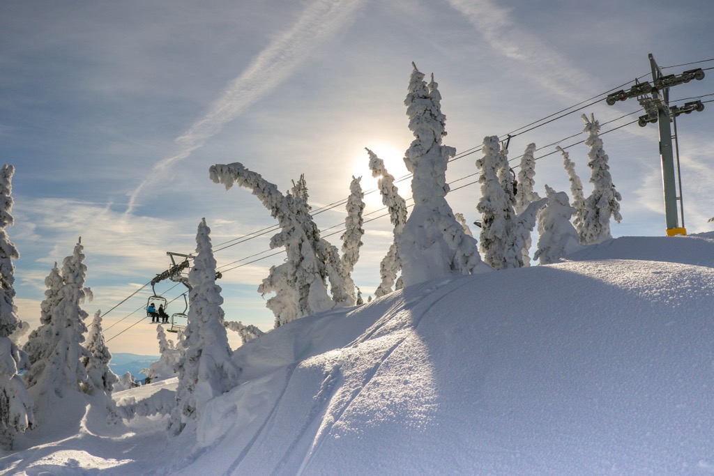 Snow ghosts at the top of the Crystal chair in January. Sun Peaks Ski Resort 