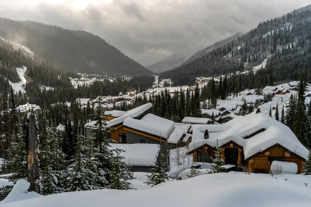 Luxury chalets surround the village. Sun Peaks Ski Resort 