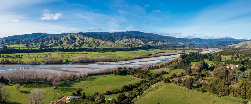 Otaki River. Tararua-Range