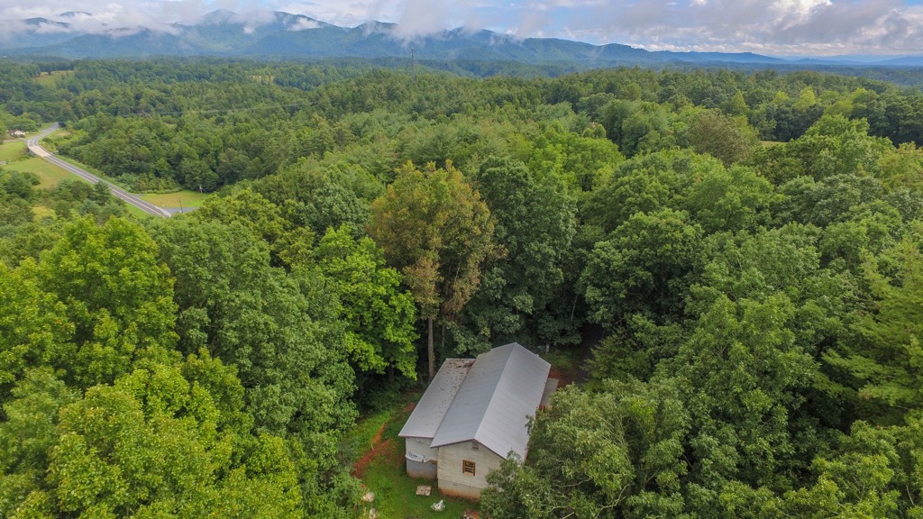 Walnut Mountains, North Carolina