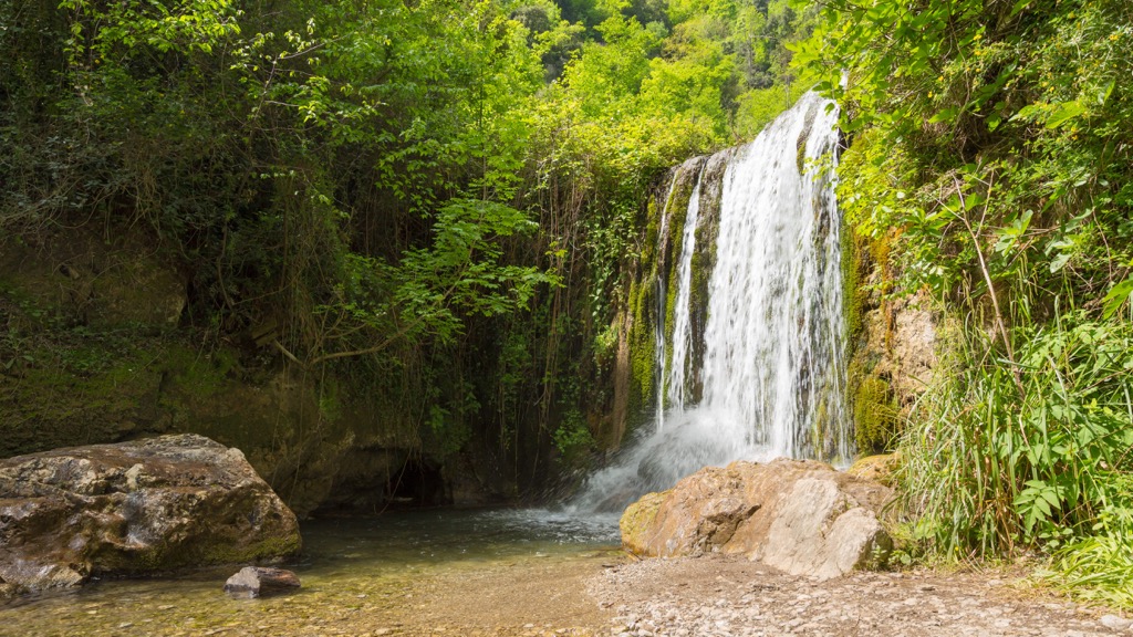 Waterfall, Ferriere Valley Nature Reserve, Riserva naturale Valle delle Ferriere, Campania, Italy
